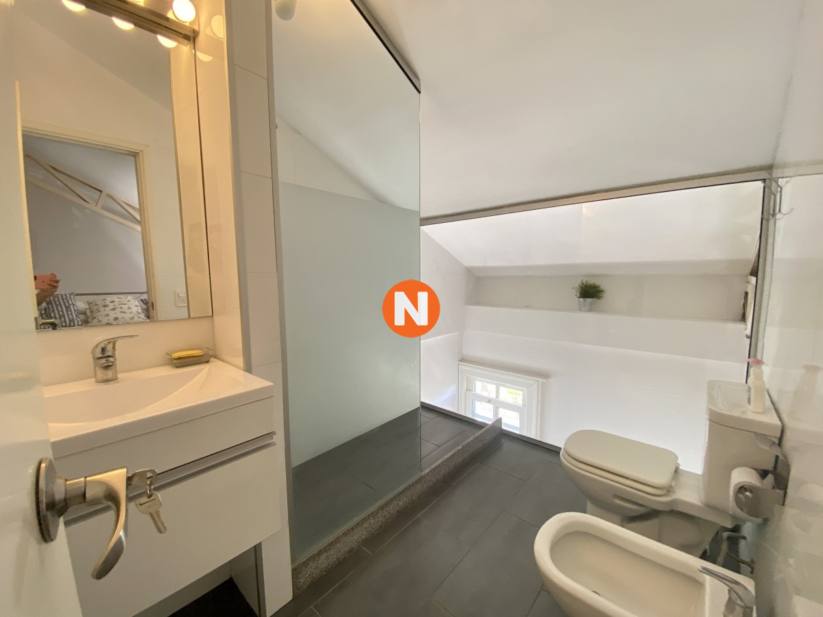 Apartamento Ref.222111 - Venta duplex 1 dormitorio Punta del Este