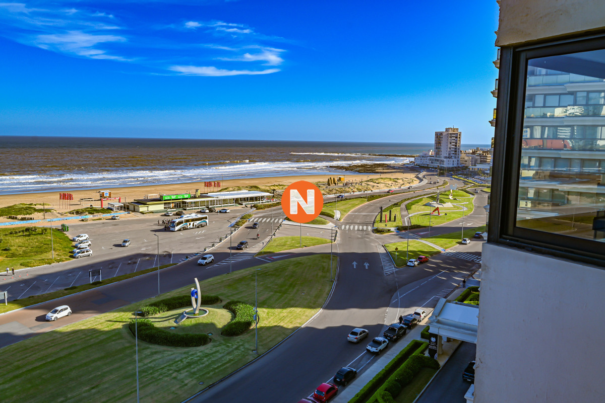 Apartamento Ref.206 - Apartamento en Venta , Brava, Punta del Este, 3 Dormitorios.