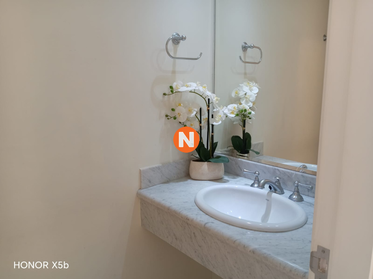 Apartamento Ref.6525 - Apartamento en venta y Alquiler, Mansa, Punta del Este, 3 Dormitorios.