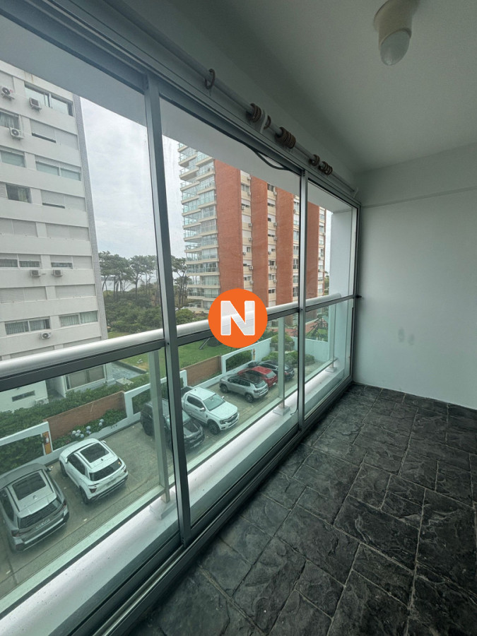 Apartamento Ref.221667 - Apartamento en Venta, 1 dormitorio, Palm Beach