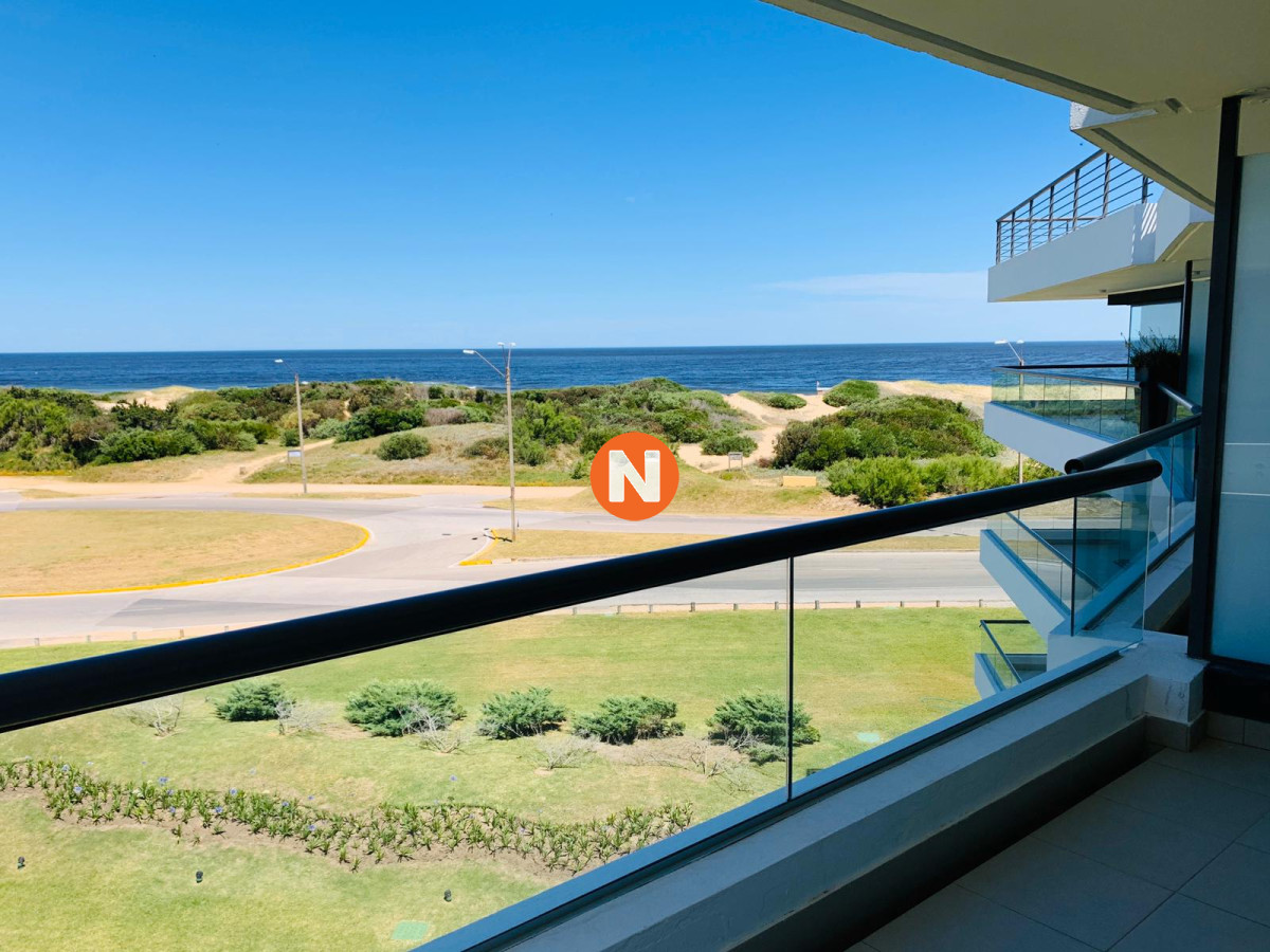 Apartamento Ref.202991 - VENTA DE APARTAMENTO DE 3 DORMITORIOS EN SUITE FRENTE AL MAR EN EDIFICIO BLUE BIRD