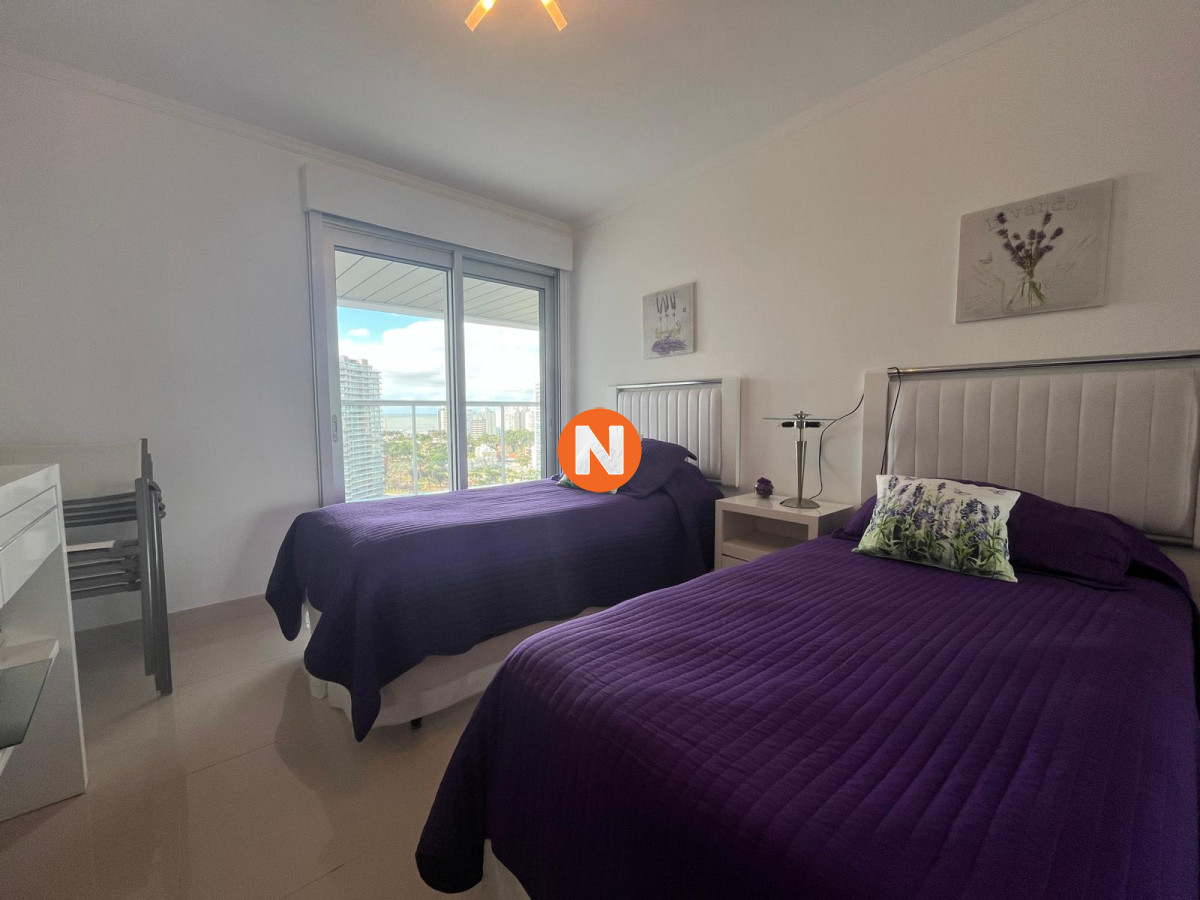 Apartamento Ref.200050 - Apartamento en Venta, Mansa, Punta del Este, 2 Dormitorios.