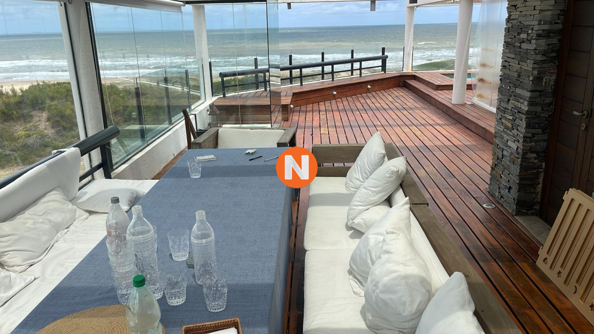 Apartamento Ref.5878 - Apartamento en Venta, Brava, Punta del Este, 3 Dormitorios.