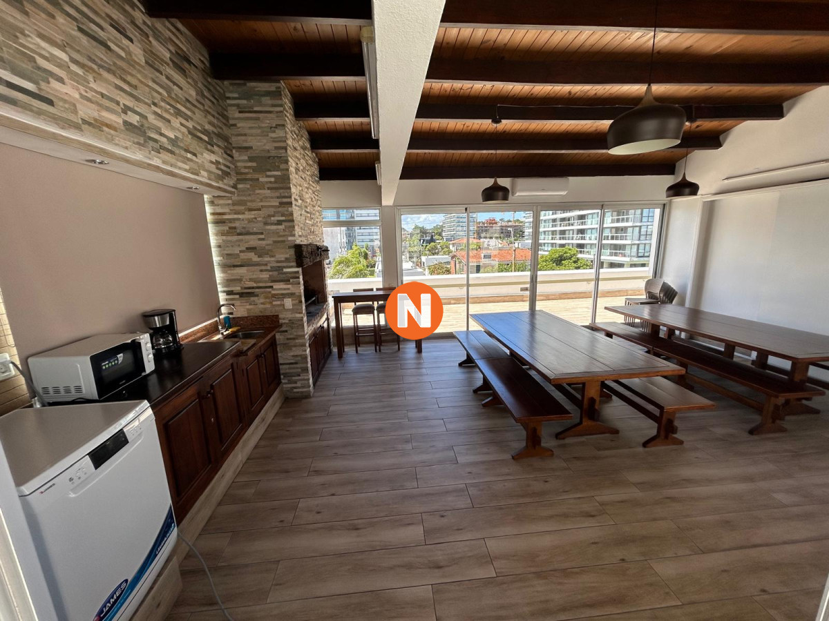 Apartamento Ref.1211 - Apartamento en venta Brava, Punta del Este, 2 Dormitorios.