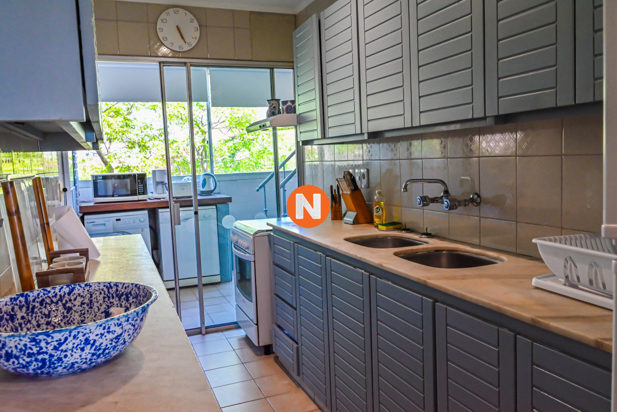 Apartamento Ref.9184 - Apartamento en venta y alquiler, Peninsula, Punta del Este, 3 Dormitorios.