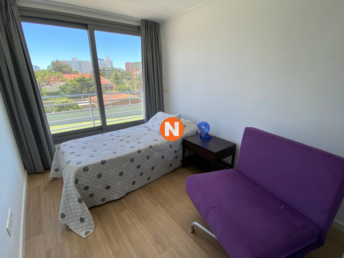 Apartamento Ref.218704 - Venta de apartamento 3 dormitorios - Aidy Grill, Punta del Este