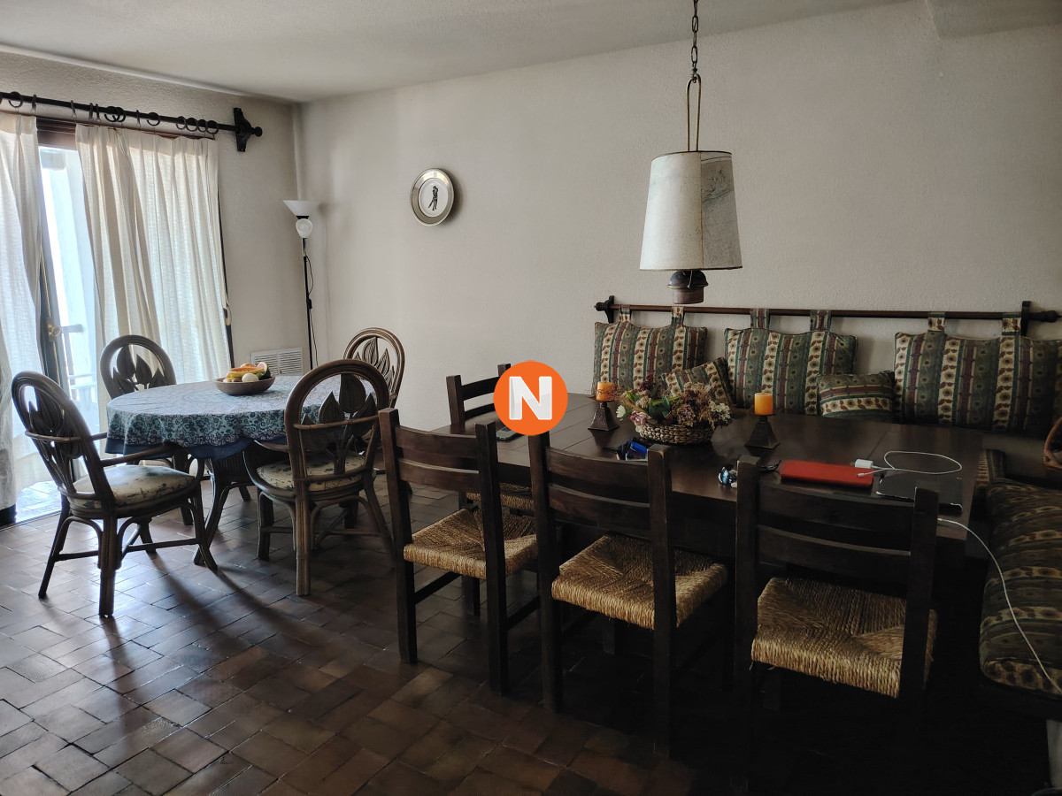 Apartamento Ref.223352 - Apartamento en Venta, 3 dormitorios. Punta del Este 