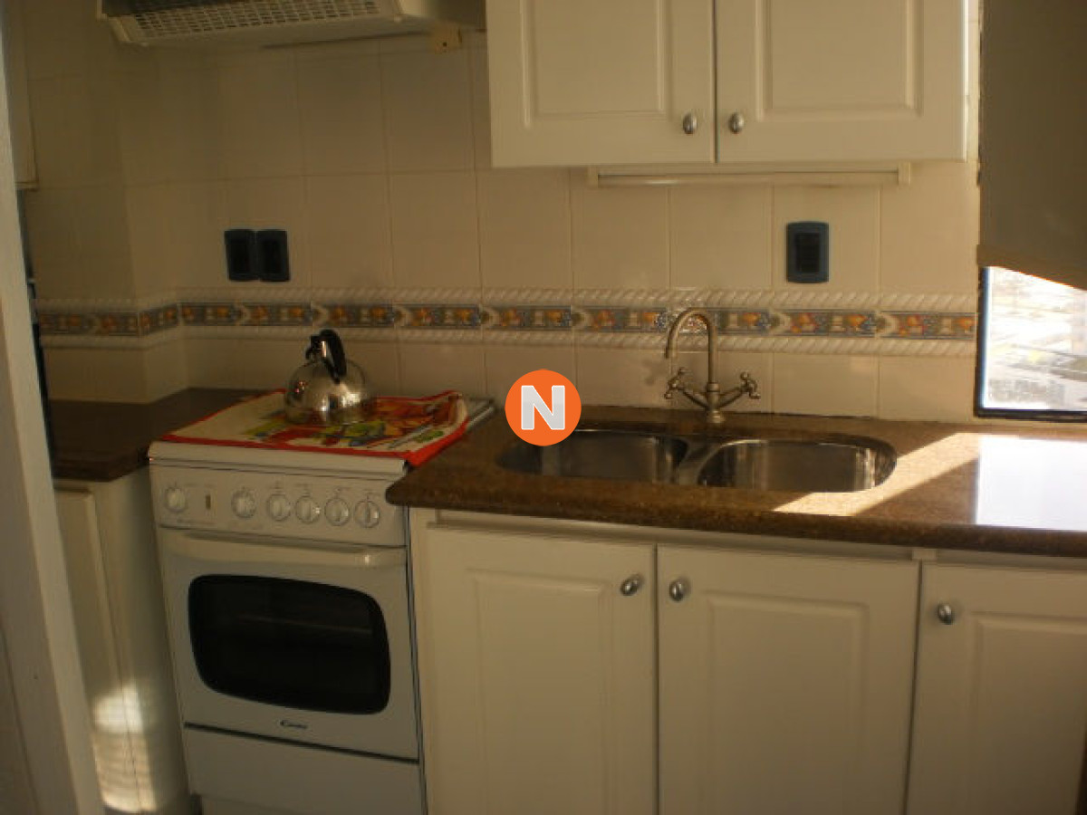 Apartamento Ref.10008 - Apartamento en Venta y Alquiler, Brava, Punta del Este, 3 Dormitorios.