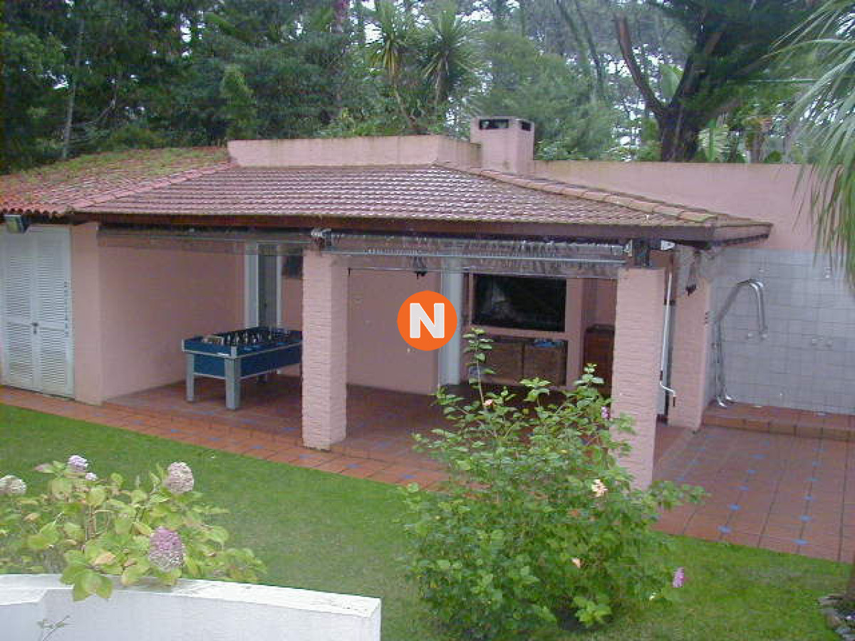 Apartamento Ref.1263 - Apartamento en Venta y Alquiler, Mansa, Punta del Este, 3 Dormitorios.