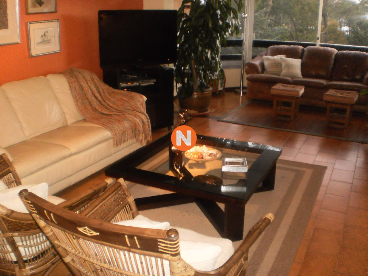 Apartamento Ref.155013 - Apartamento en Venta, Roosevelt, Punta del Este, 3 Dormitorios.