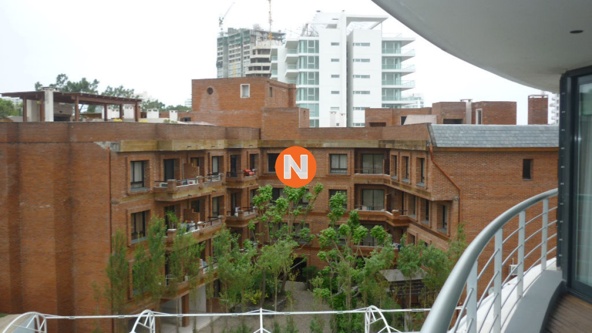 Apartamento Ref.155233 - Apartamento en Venta y Alquiler, Roosevelt, Punta del Este, 3 Dormitorios.