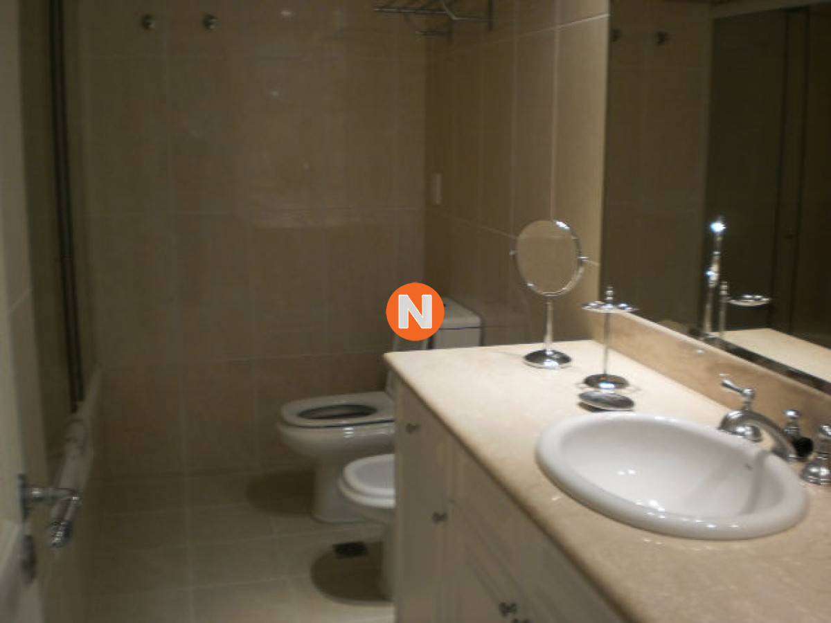 Apartamento Ref.155727 - Apartamento en Venta y Alquiler, Mansa, Punta del Este, 3 Dormitorios.