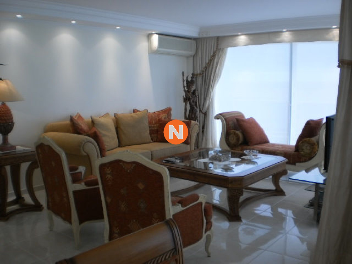 Apartamento Ref.155727 - Apartamento en Venta y Alquiler, Mansa, Punta del Este, 3 Dormitorios.