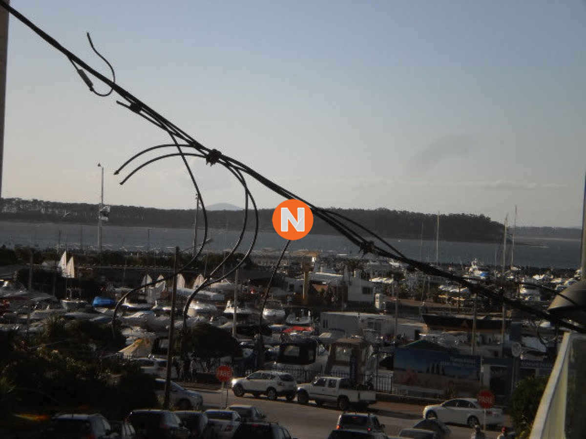 Apartamento Ref.155890 - Apartamento en Venta y Alquiler, Peninsula, Punta del Este, 1 Dormitorios.