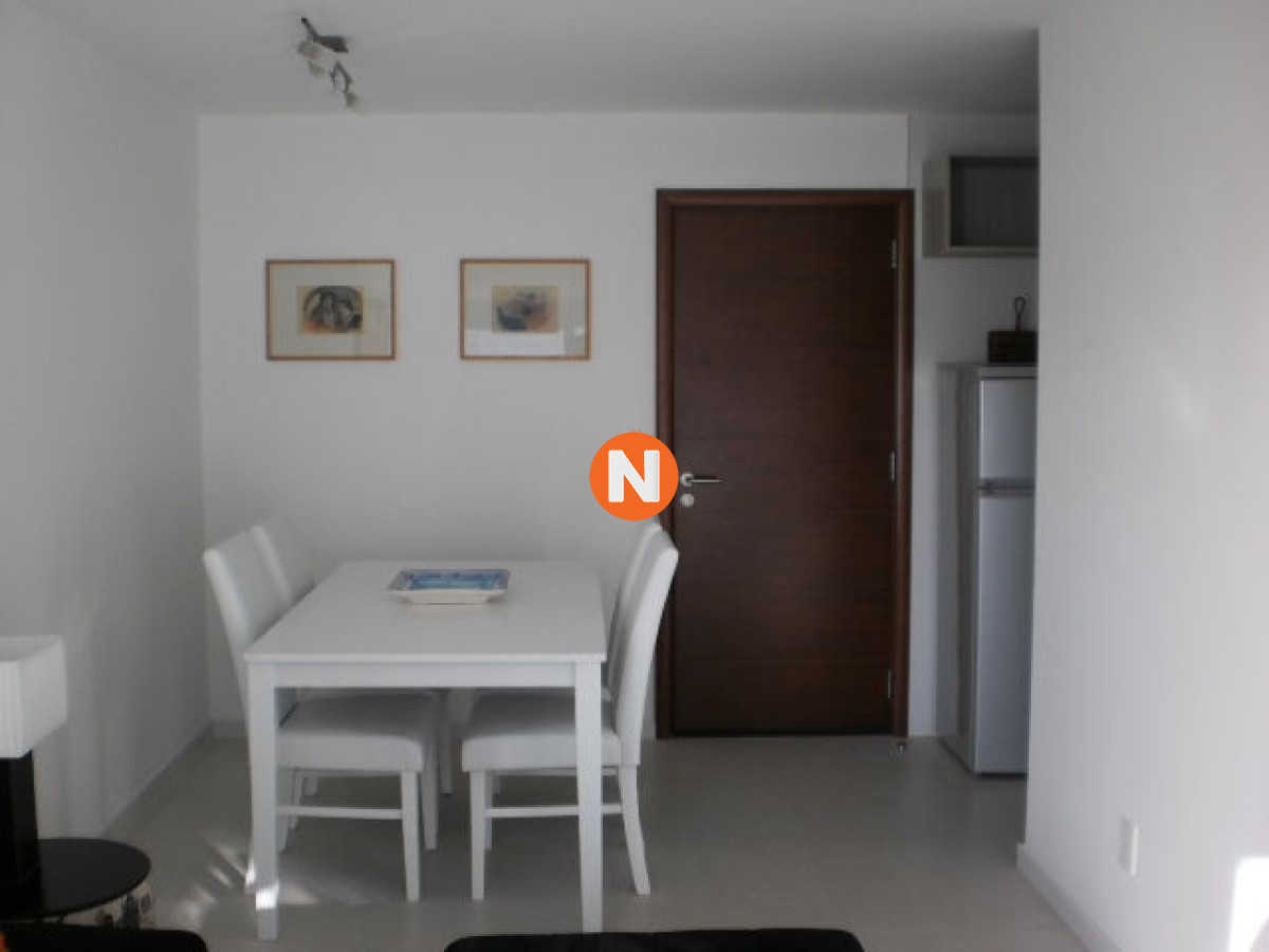 Apartamento Ref.155890 - Apartamento en Venta y Alquiler, Peninsula, Punta del Este, 1 Dormitorios.