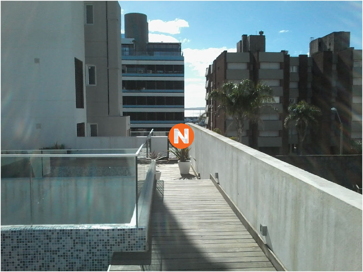 Apartamento Ref.155890 - Apartamento en Venta y Alquiler, Peninsula, Punta del Este, 1 Dormitorios.