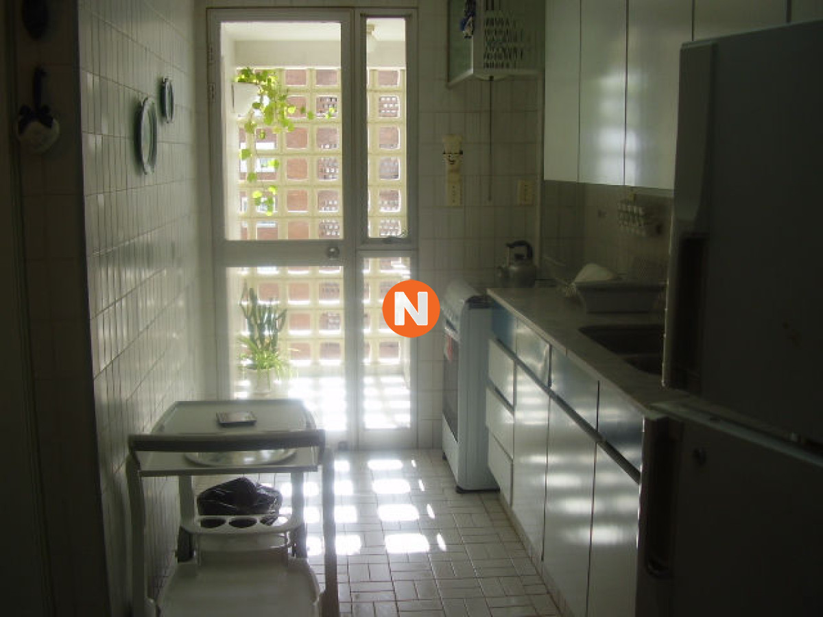 Apartamento Ref.1811 - Apartamento en Venta y Alquiler, Mansa, Punta del Este, 2 Dormitorios.