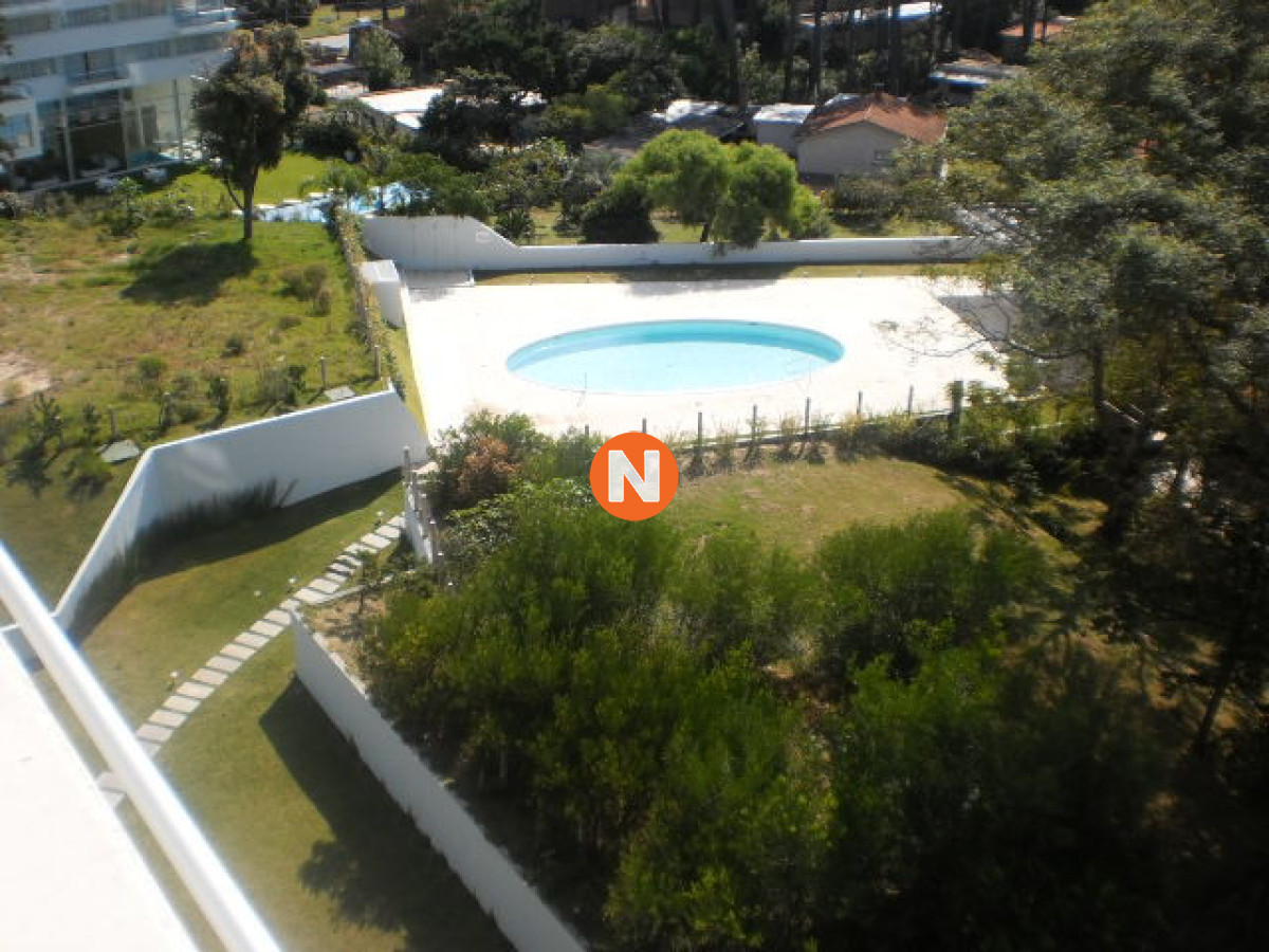 Apartamento Ref.200137 - Apartamento en Venta, Roosevelt, Punta del Este, 1 Dormitorios.