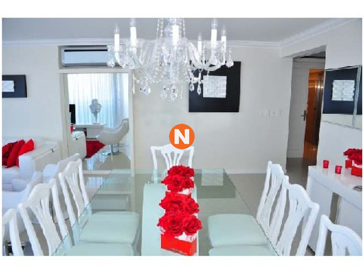 Apartamento Ref.200643 - Apartamento en Venta, Brava, Punta del Este, 3 Dormitorios.