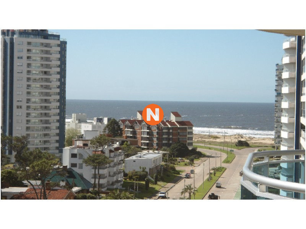Apartamento Ref.200659 - VENTA DE APARTAMENTO DE 3 DORMITORIOS EN BRAVA PUNTA DEL ESTE 