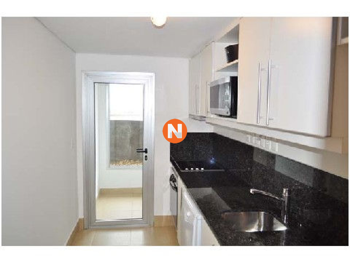 Apartamento Ref.200889 - Apartamento en Venta, Peninsula, Punta del Este, 3 Dormitorios.