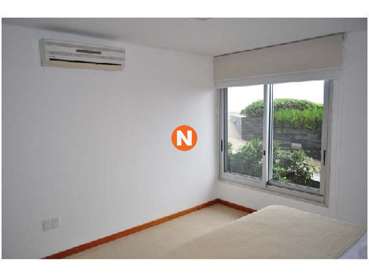 Apartamento Ref.200889 - Apartamento en Venta, Peninsula, Punta del Este, 3 Dormitorios.