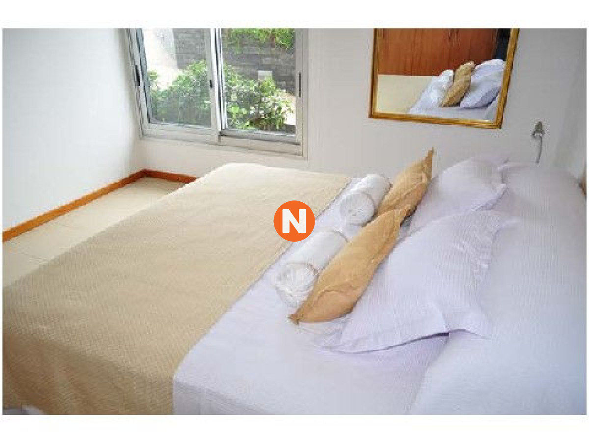 Apartamento Ref.200889 - Apartamento en Venta, Peninsula, Punta del Este, 3 Dormitorios.