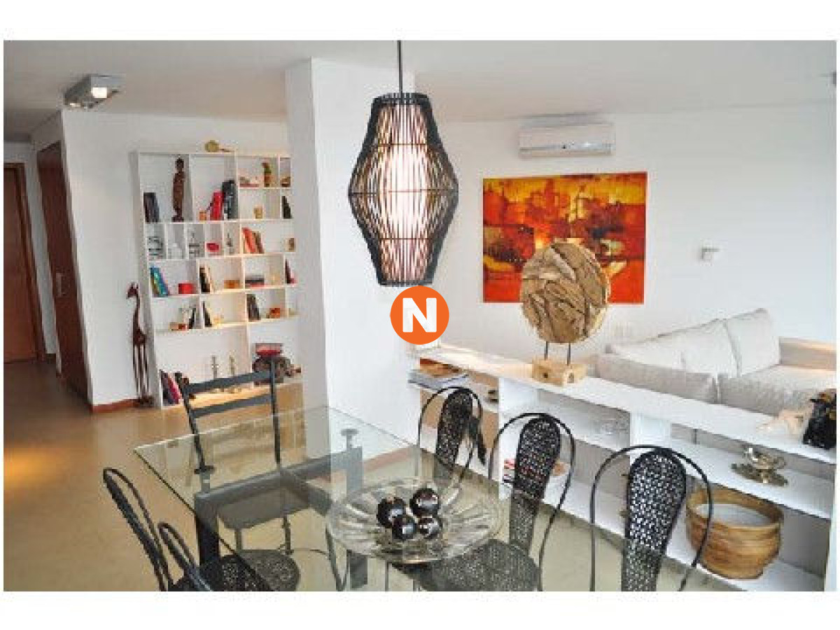 Apartamento Ref.200889 - Apartamento en Venta, Peninsula, Punta del Este, 3 Dormitorios.