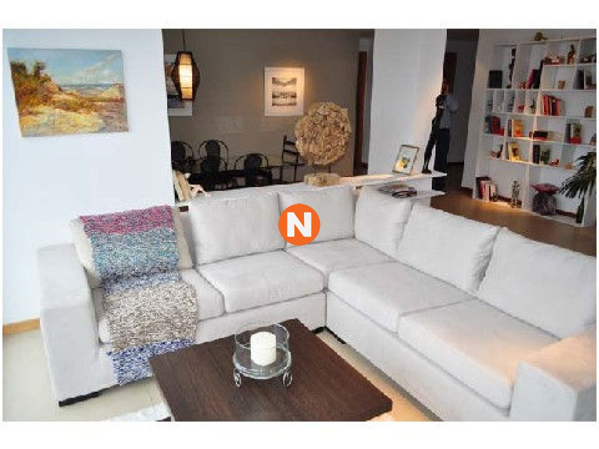 Apartamento Ref.200889 - Apartamento en Venta, Peninsula, Punta del Este, 3 Dormitorios.
