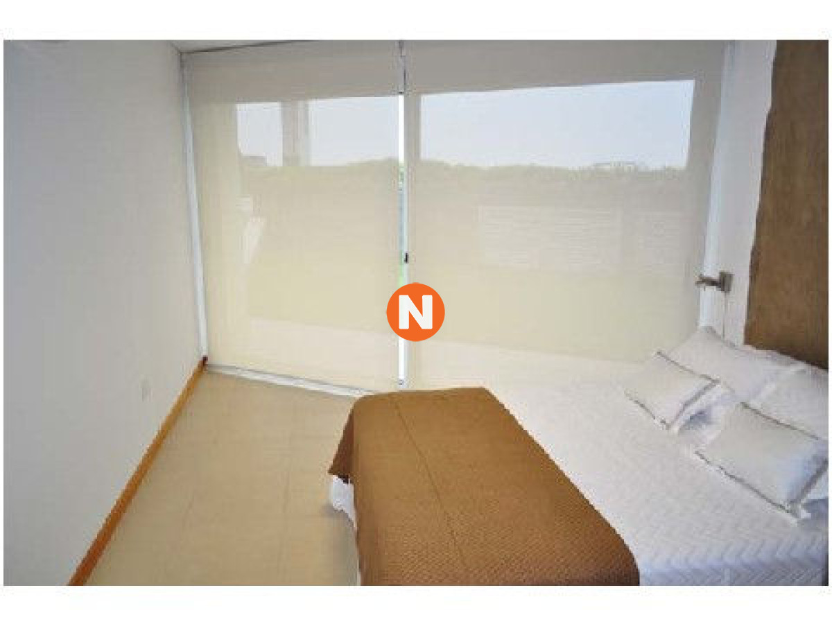 Apartamento Ref.200889 - Apartamento en Venta, Peninsula, Punta del Este, 3 Dormitorios.