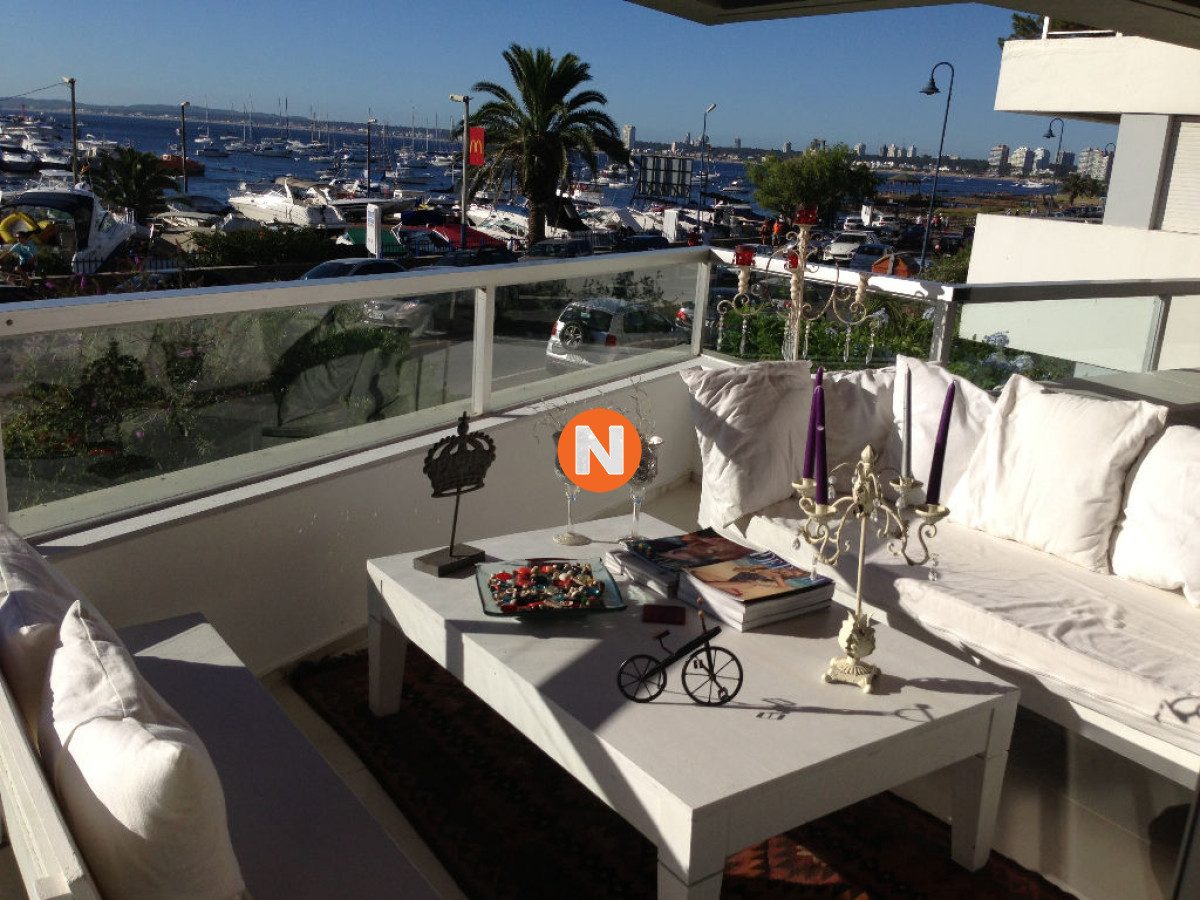Apartamento Ref.200972 - Apartamento en Venta y Alquiler, Peninsula, Punta del Este, 3 Dormitorios.