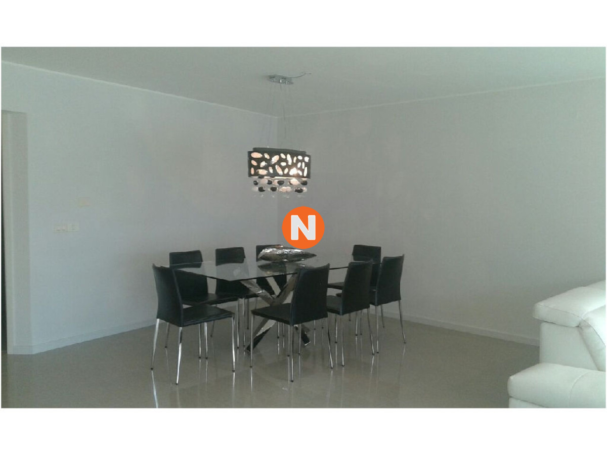 Apartamento Ref.201223 - Apartamento en Venta, Mansa, Punta del Este, 3 Dormitorios.