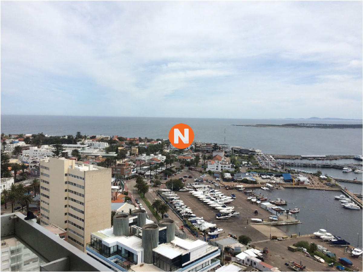 Apartamento Ref.202337 - Apartamento en Alquiler, Peninsula, Punta del Este, 3 Dormitorios.