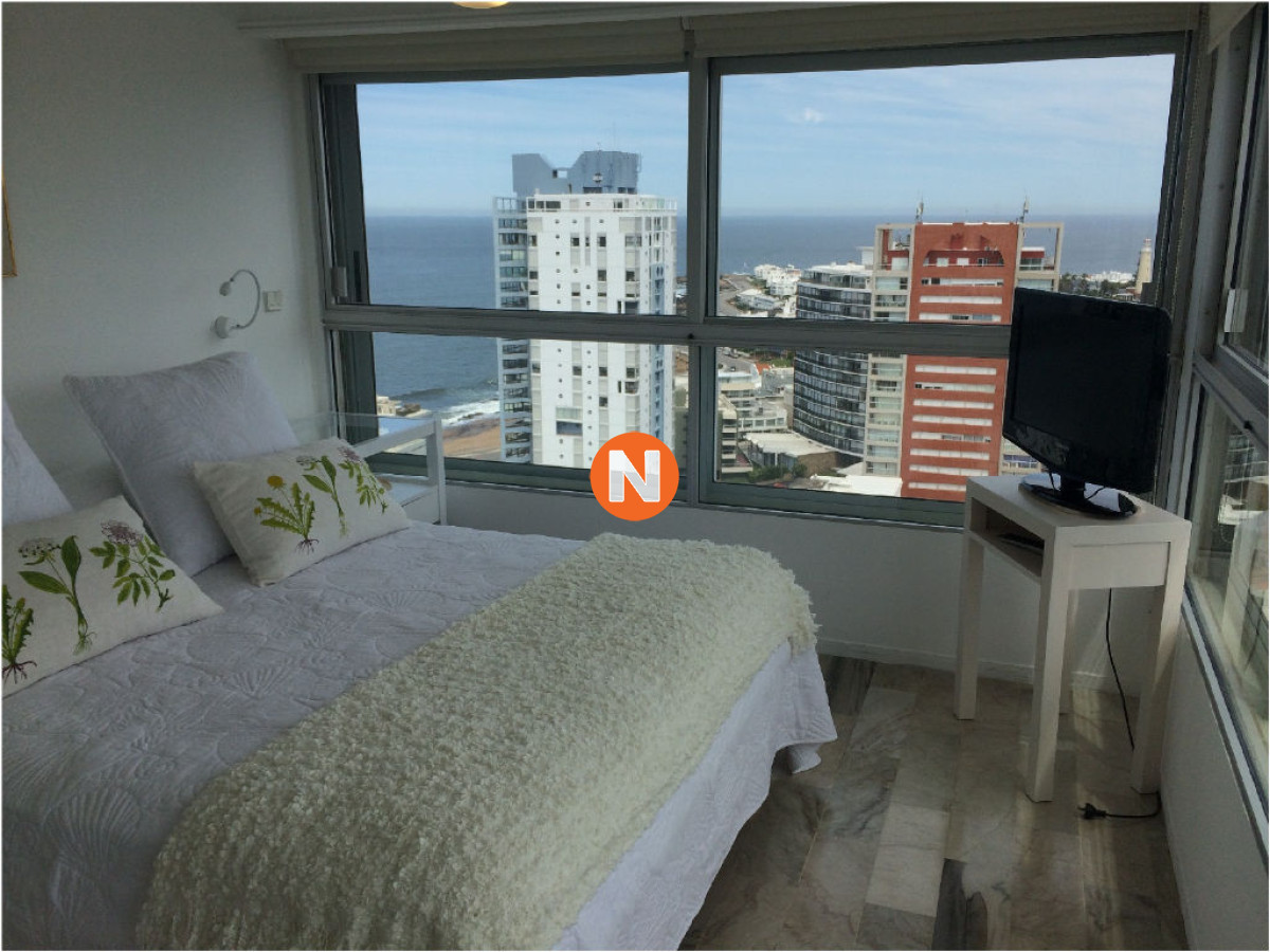 Apartamento Ref.202337 - Apartamento en Alquiler, Peninsula, Punta del Este, 3 Dormitorios.