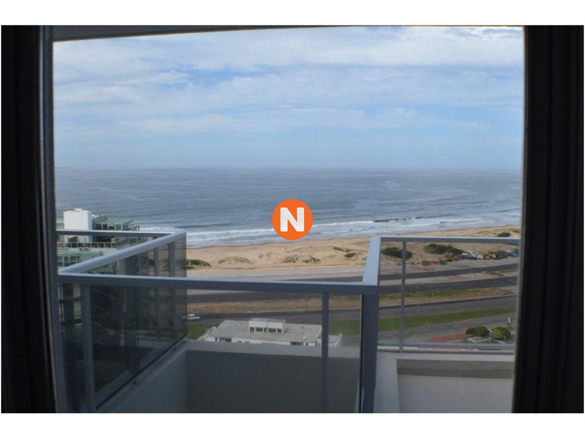 Apartamento Ref.202437 - Apartamento en Venta, Brava, Punta del Este, 3 Dormitorios.