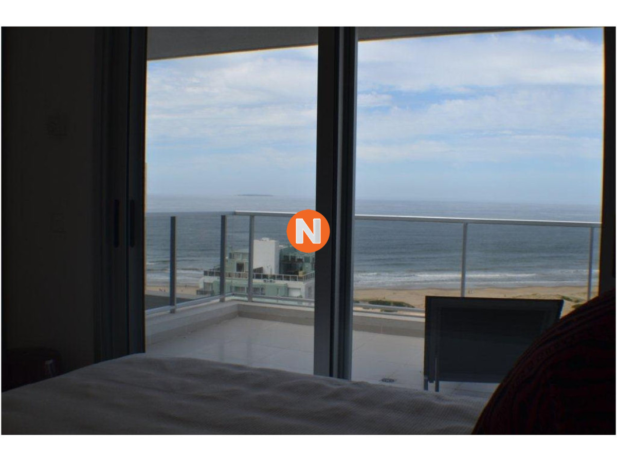 Apartamento Ref.202437 - Apartamento en Venta, Brava, Punta del Este, 3 Dormitorios.