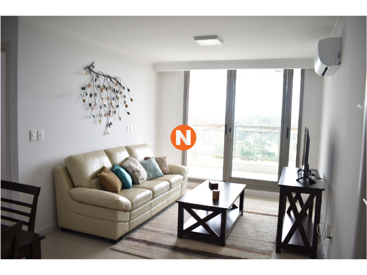 Apartamento Ref.202719 - Apartamento en Venta y Alquiler, Roosevelt, Punta del Este, 2 Dormitorios.
