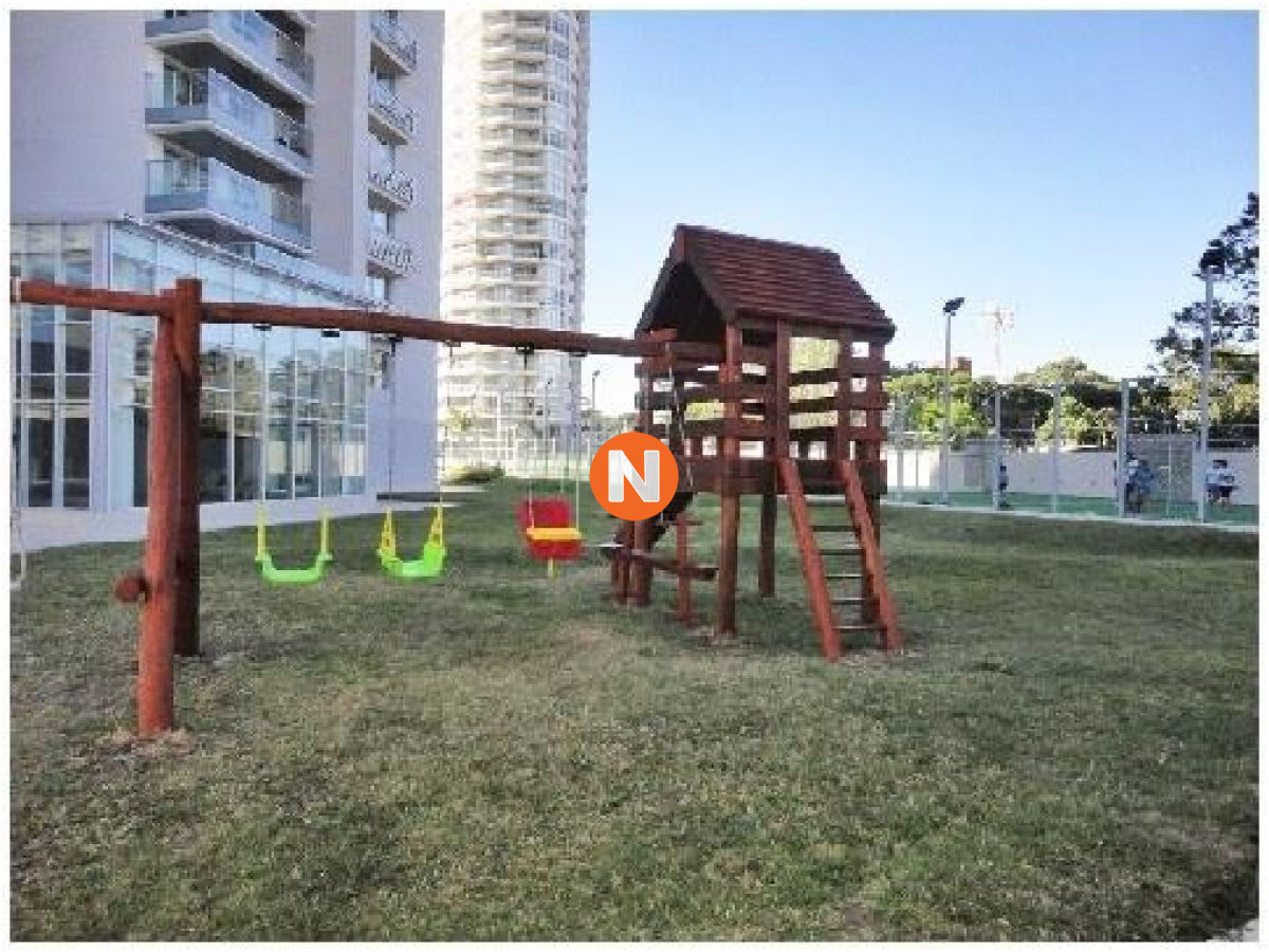 Apartamento Ref.202999 - Apartamento en Venta, Mansa, Punta del Este, 2 Dormitorios.