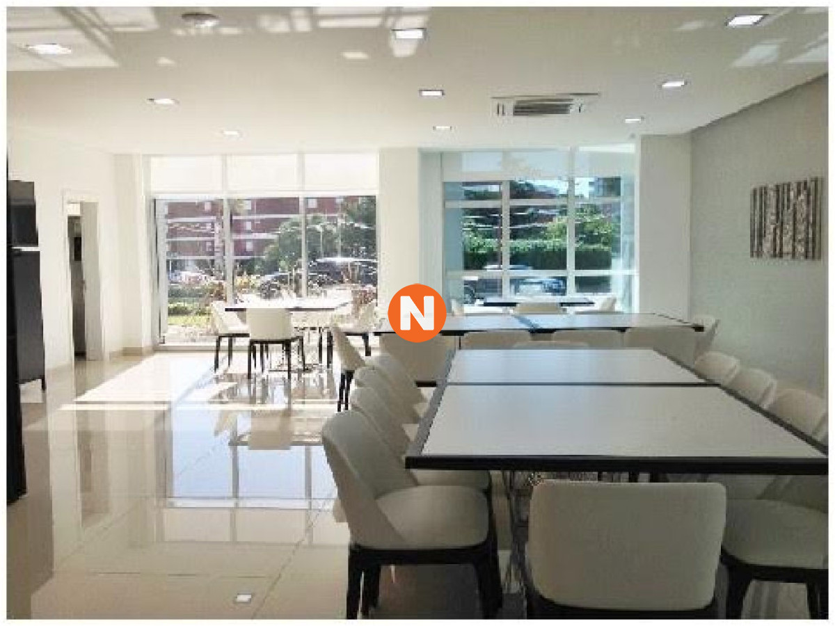 Apartamento Ref.202999 - Apartamento en Venta, Mansa, Punta del Este, 2 Dormitorios.