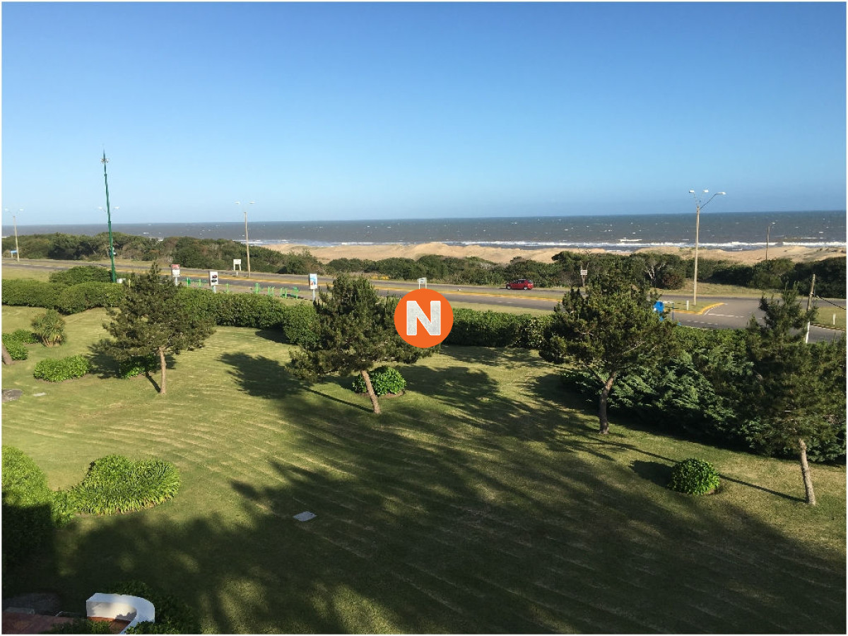 Apartamento Ref.203232 - MANUTARA VENTA DE 3 DORMITORIOS Y DEPENDENCIA 