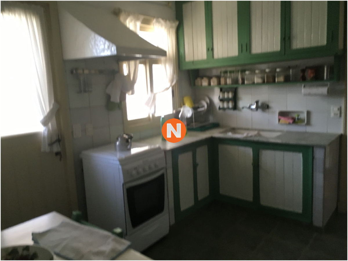 Apartamento Ref.203232 - MANUTARA VENTA DE 3 DORMITORIOS Y DEPENDENCIA 