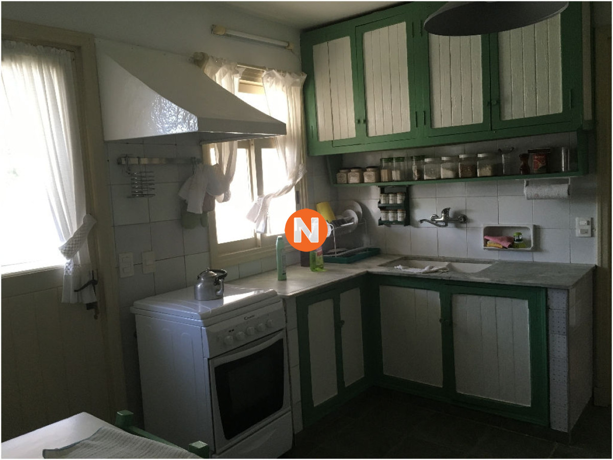 Apartamento Ref.203232 - MANUTARA VENTA DE 3 DORMITORIOS Y DEPENDENCIA 