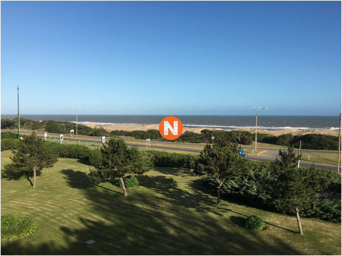 Apartamento Ref.203232 - MANUTARA VENTA DE 3 DORMITORIOS Y DEPENDENCIA 