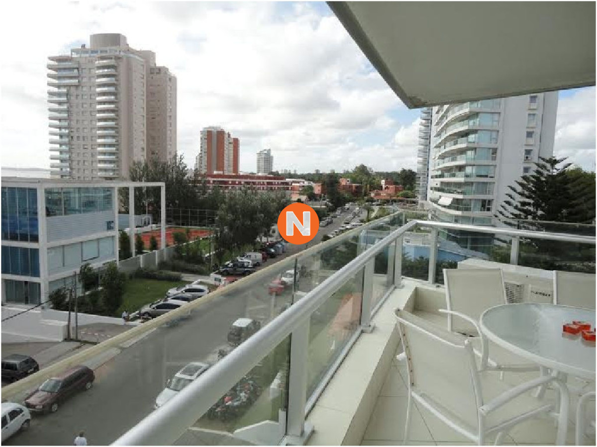 Apartamento Ref.203439 - Apartamento en Venta, Mansa, Punta del Este, 3 Dormitorios.
