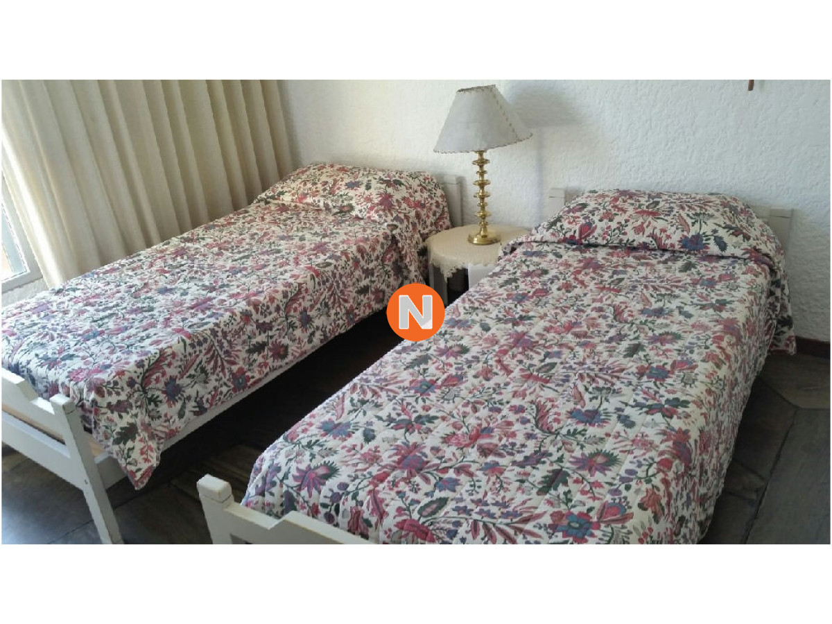 Apartamento Ref.203472 - Apartamento en Venta y Alquiler, Peninsula, Punta del Este, 2 Dormitorios.