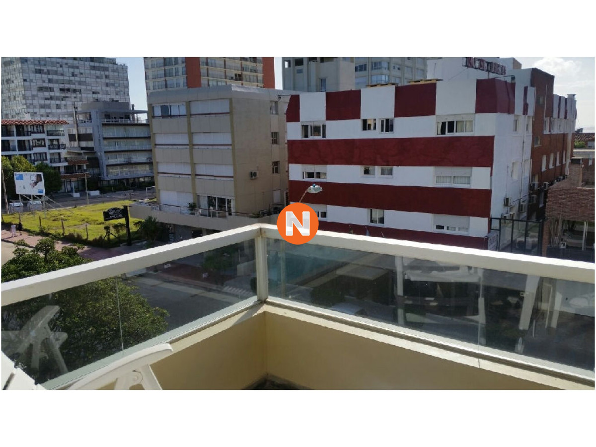 Apartamento Ref.203472 - Apartamento en Venta y Alquiler, Peninsula, Punta del Este, 2 Dormitorios.