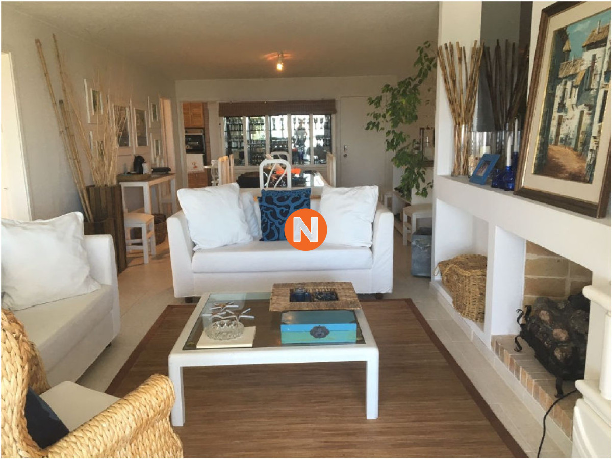 Apartamento Ref.203947 - Apartamento en Alquiler, Roosevelt, Punta del Este, 3 Dormitorios.
