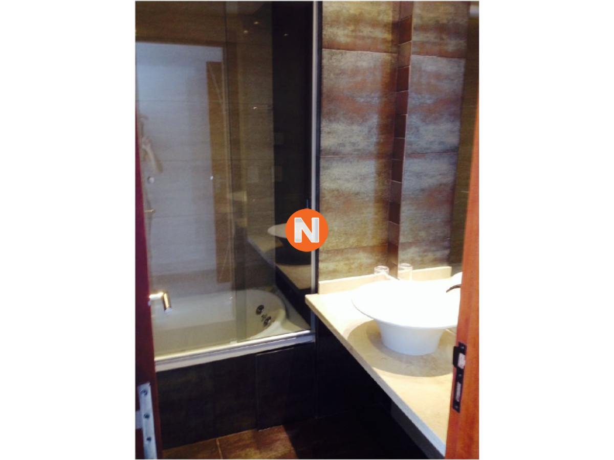 Apartamento Ref.204093 - Apartamento en Venta, Mansa, Punta del Este, 2 Dormitorios.