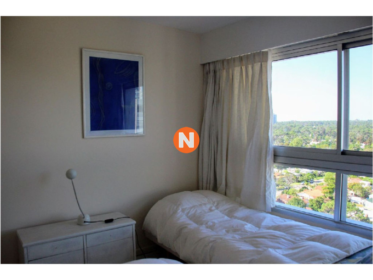 Apartamento Ref.204251 - VENTA DE APARTAMENTO DE 2 DORMITORIOS EN MANSA PUNTA DEL ESTE 