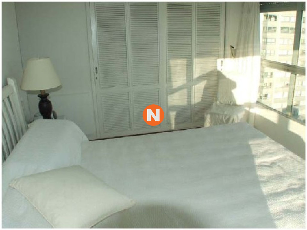 Apartamento Ref.204435 - Apartamento en Venta, Peninsula, Punta del Este, 3 Dormitorios.